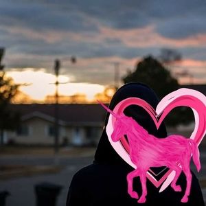 Meet your Posher, Colby